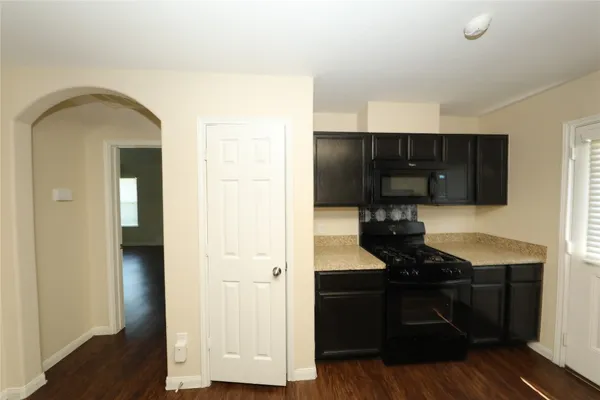 $1,700 | 21430 Palma Grove Way, Houston, TX 77073