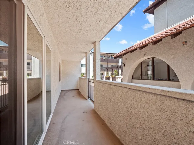 $2,900 | 5334 Lindley Avenue, Unit 125, Encino, CA 91316