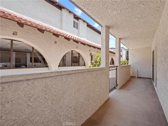 $2,900 | 5334 Lindley Avenue, Unit 125, Encino, CA 91316