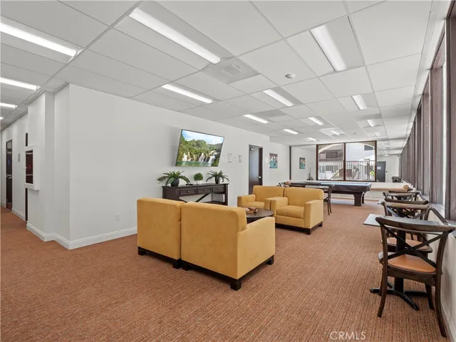 $2,900 | 5334 Lindley Avenue, Unit 125, Encino, CA 91316