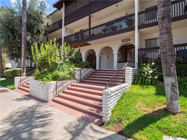 $2,900 | 5334 Lindley Avenue, Unit 125, Encino, CA 91316