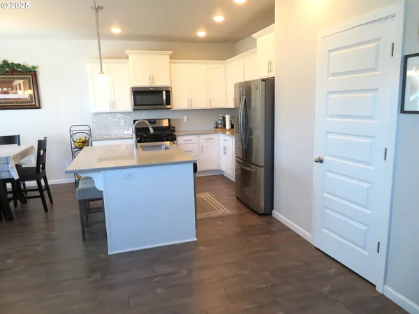 $559,900 | 1598 19th Avenue, Forest Grove, OR 97116