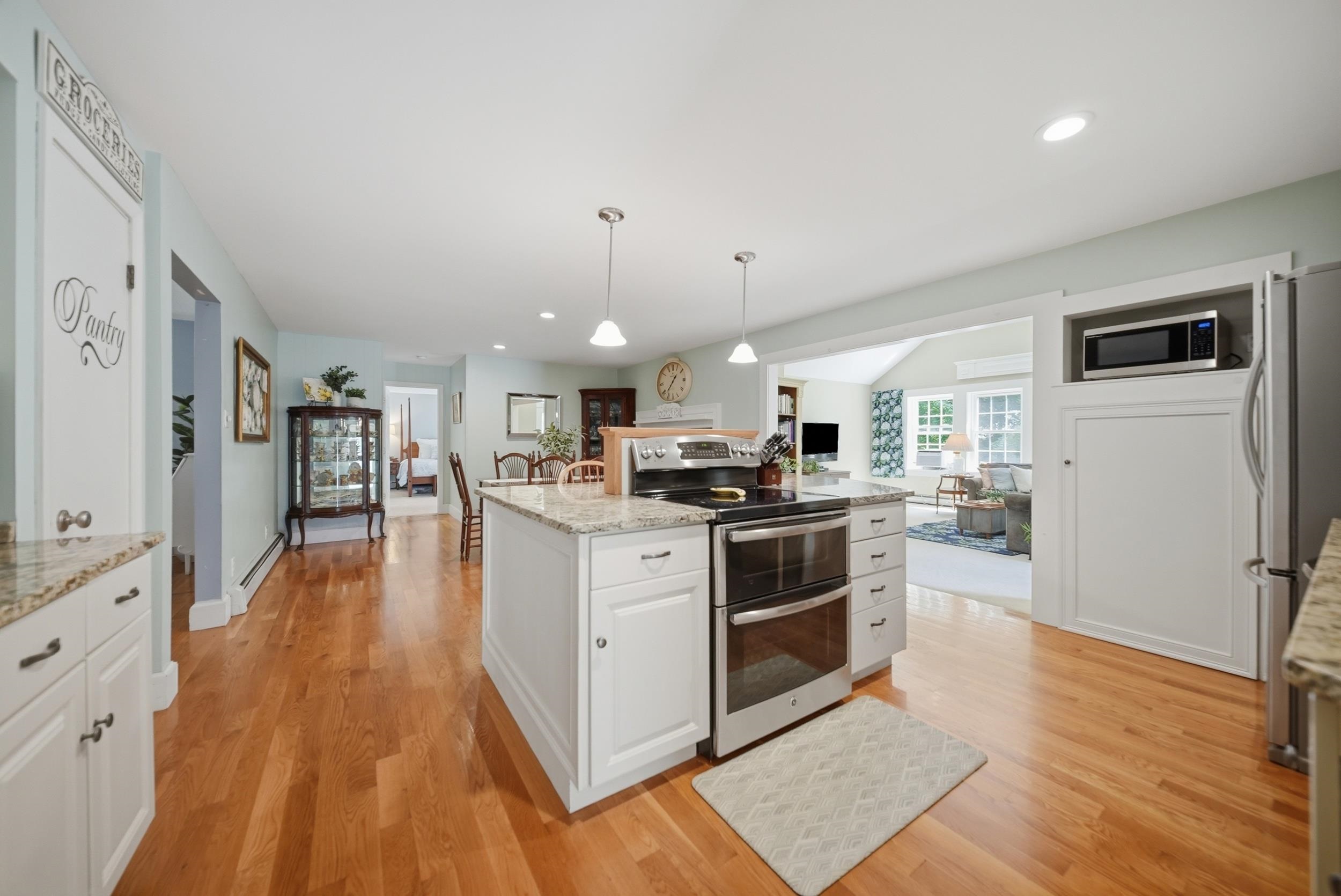 451 Boston Post Road Amherst, NH 03031 - Photo 2 of 35 Gallery Image 2