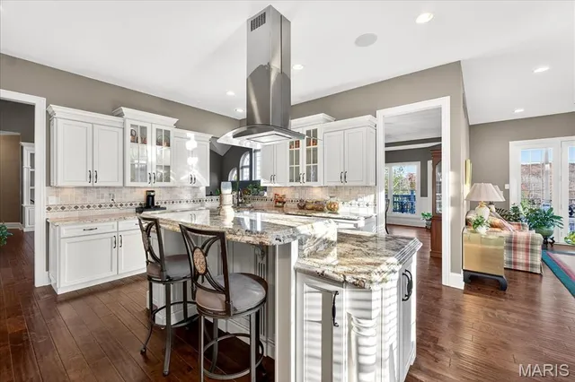 $1,350,000 | 16906 Bottlebrush Court, Chesterfield, MO 63005