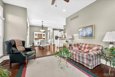 $1,350,000 | 16906 Bottlebrush Court, Chesterfield, MO 63005