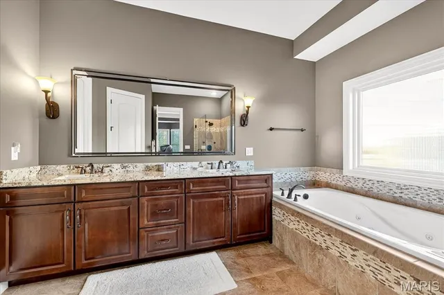 $1,350,000 | 16906 Bottlebrush Court, Chesterfield, MO 63005