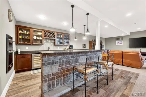 $1,350,000 | 16906 Bottlebrush Court, Chesterfield, MO 63005