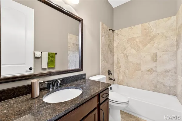 $1,300,000 | 16906 Bottlebrush Court, Chesterfield, MO 63005