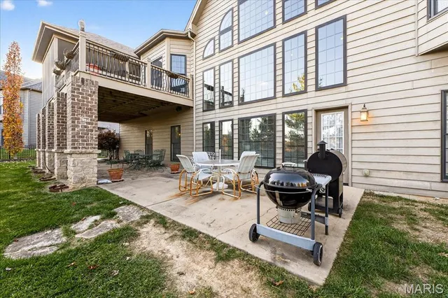 $1,350,000 | 16906 Bottlebrush Court, Chesterfield, MO 63005