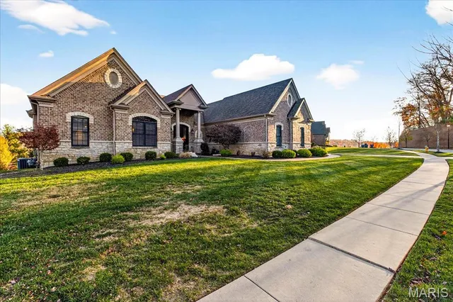 $1,350,000 | 16906 Bottlebrush Court, Chesterfield, MO 63005