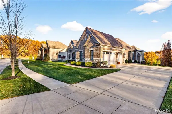 $1,300,000 | 16906 Bottlebrush Court, Chesterfield, MO 63005