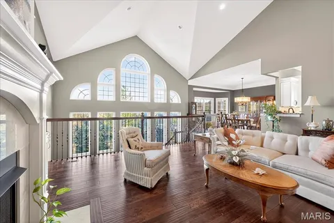 $1,350,000 | 16906 Bottlebrush Court, Chesterfield, MO 63005