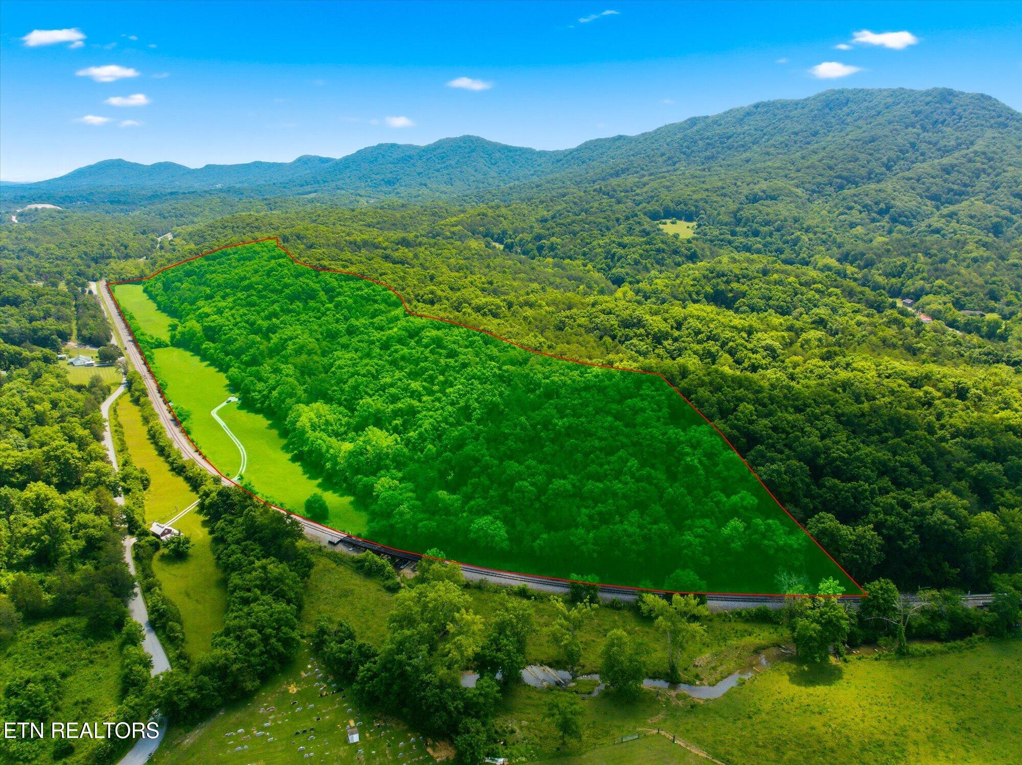 140 Donahue Road Luttrell, TN 37779 - Photo 33 of 36 33-140-Donahue-Rd-Luttrell-TN-33