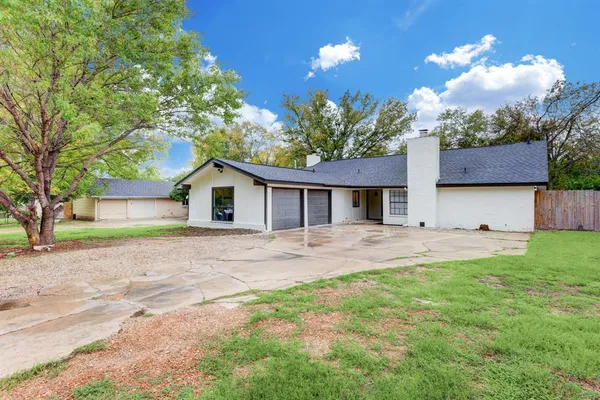 $1,925 | 5209 Purple Sage Drive, Unit A, Austin, TX 78724