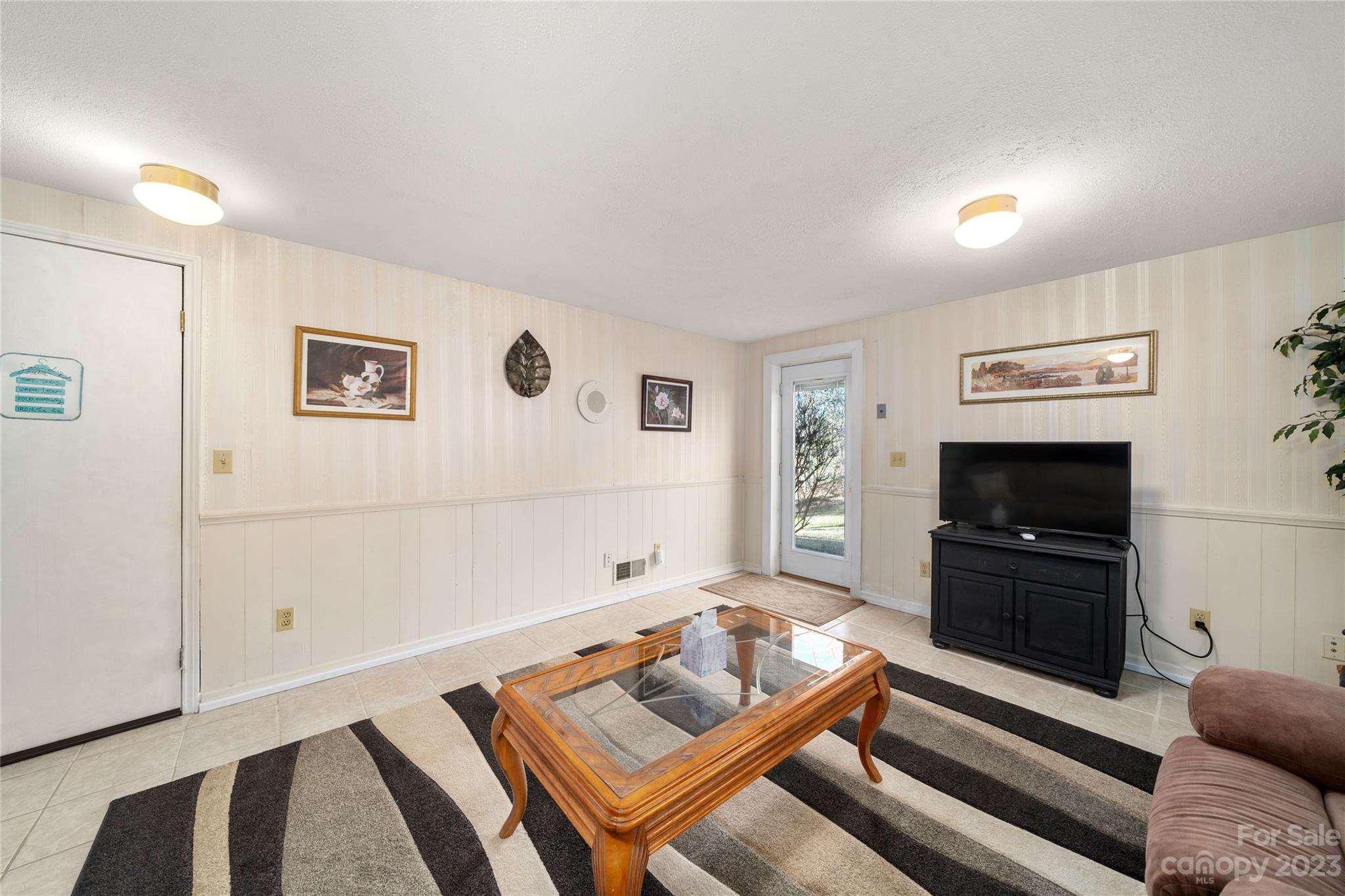 1 Tatham Road Hendersonville, NC 28792 - Photo 21 of 33 Gallery Image 21