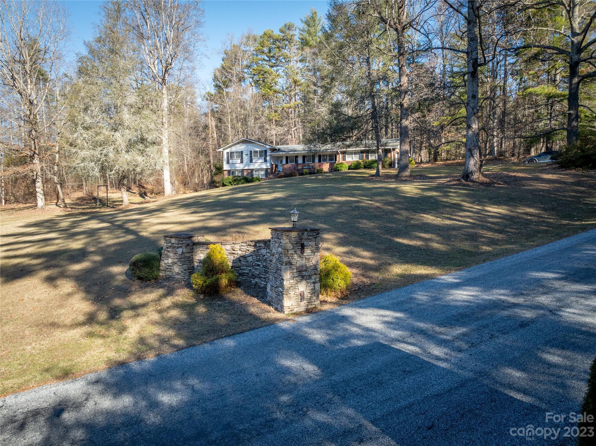 1 Tatham Road Hendersonville, NC 28792 - Photo 29 of 33 Gallery Image 29