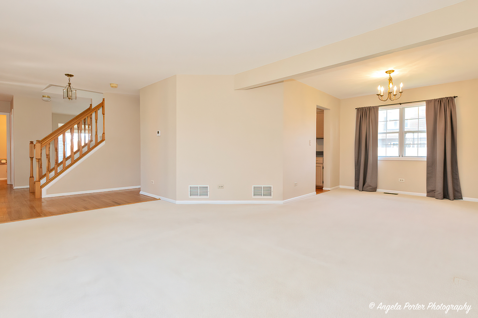 1305 Westport Ridge Crystal Lake, IL 60014 - Photo 4 of 31 a view of an empty room with a window
