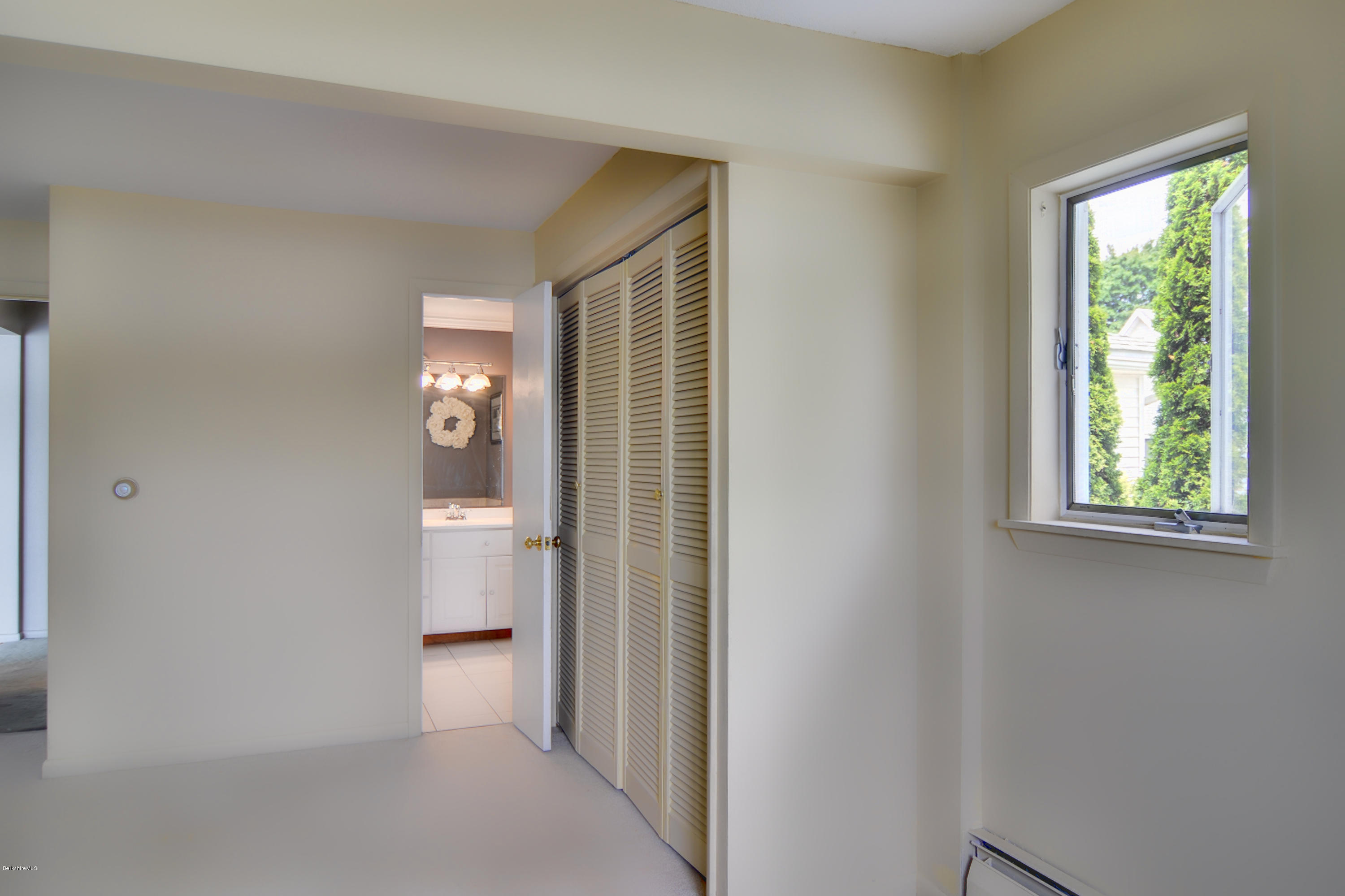 126 Ridge Avenue Pittsfield, MA 01201 - Photo 35 of 46 Interior