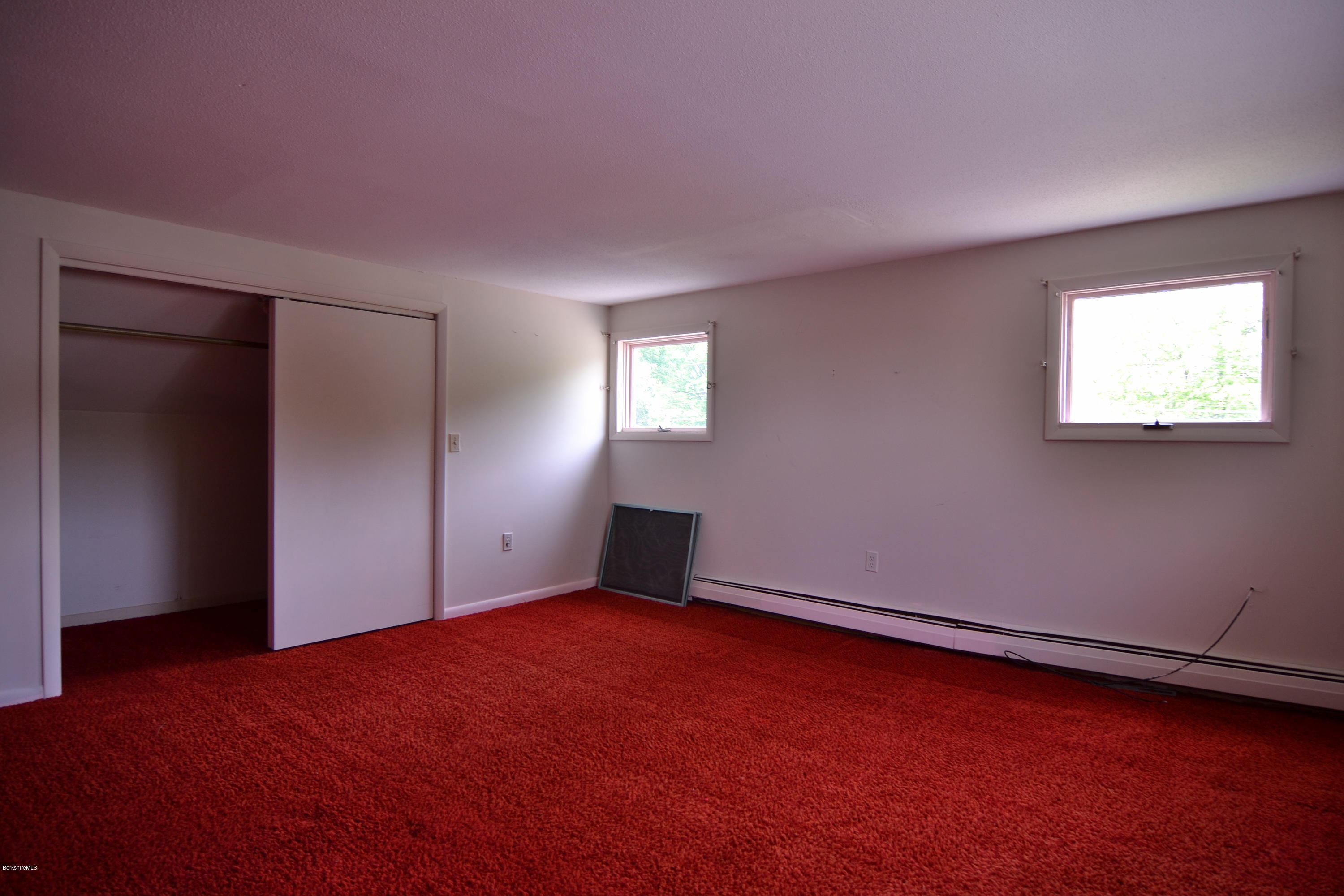 126 Ridge Avenue Pittsfield, MA 01201 - Photo 44 of 46 DSC_0198