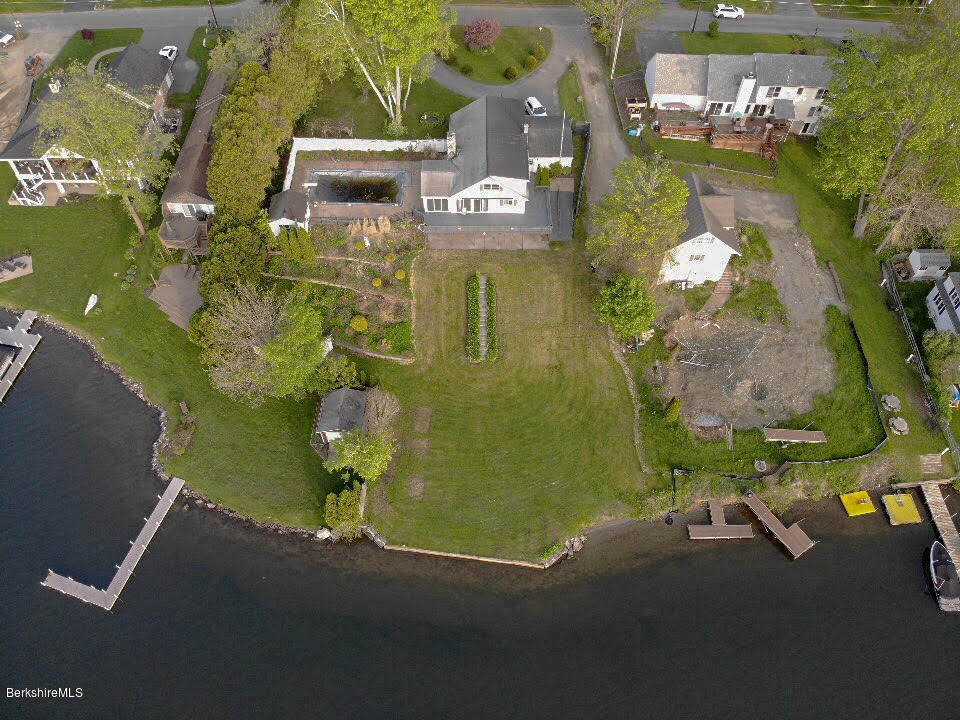 126 Ridge Avenue Pittsfield, MA 01201 - Photo 10 of 46 Ariel View