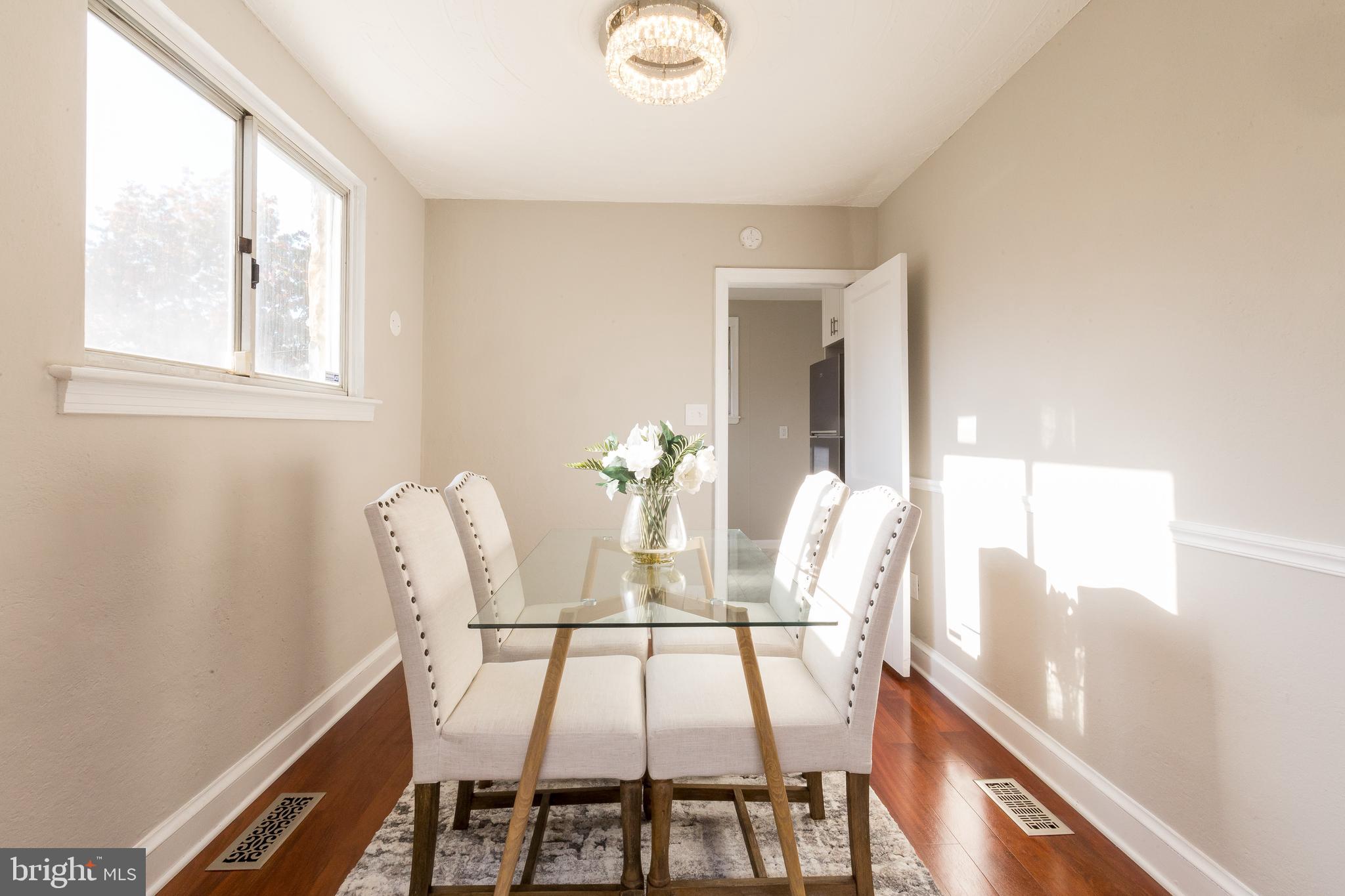 6130 Montrose Road Cheverly, MD 20785 - Photo 8 of 44 Dining room