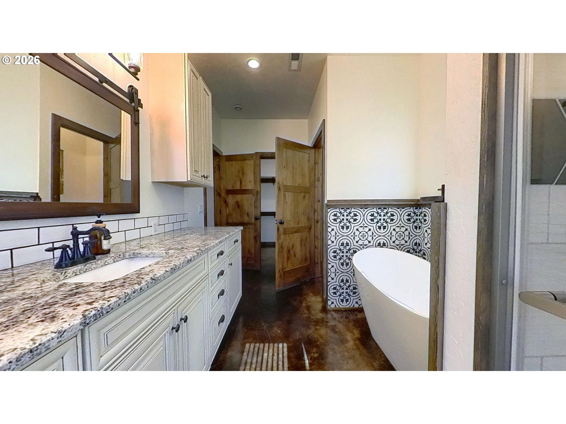 2950 Tenmile Valley Road Tenmile, OR 97481 - Photo 22 of 48 Gallery Image 22