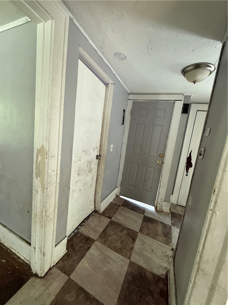 21 Kay Terrace Rochester, NY 14613 - Photo 8 of 17 Gallery Image 8