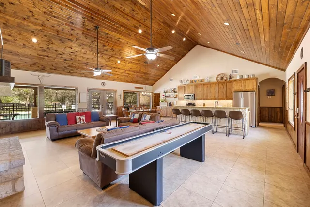 $995,000 | 43 Heartstone Road, Concan, TX 78838