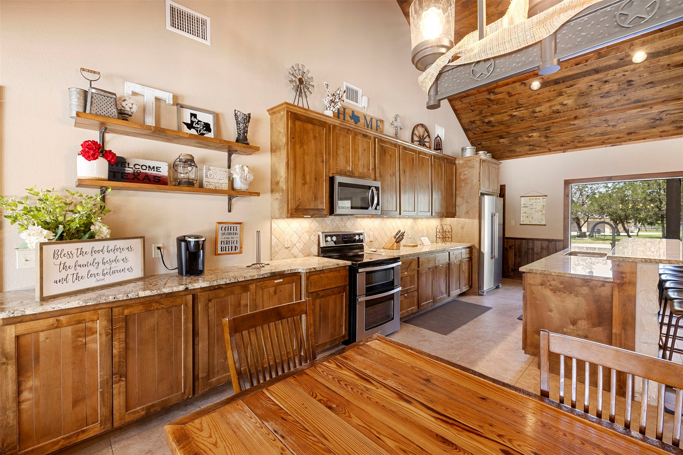 43 Heartstone Road Concan, TX 78838 - Photo 14 of 50