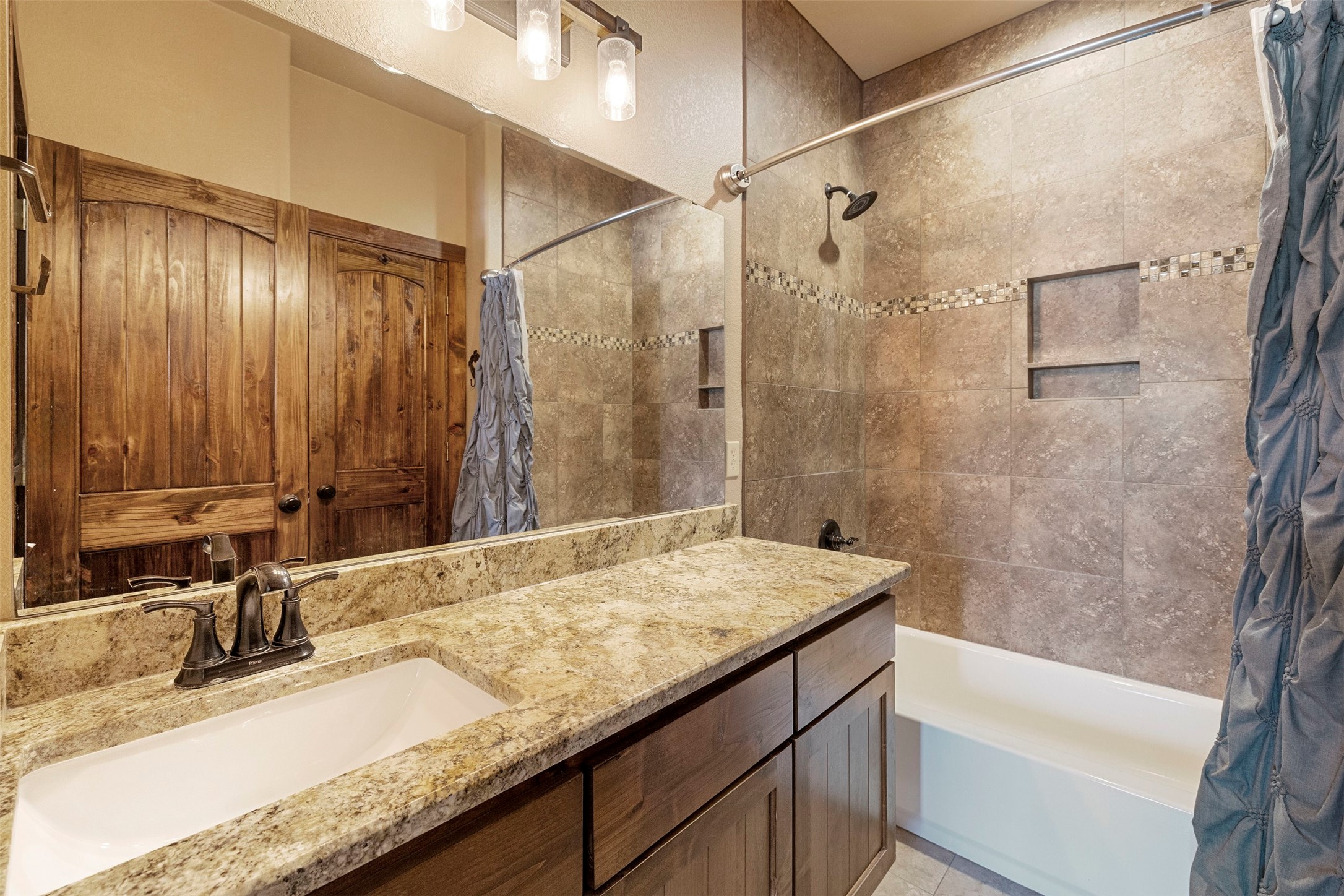 43 Heartstone Road Concan, TX 78838 - Photo 26 of 50