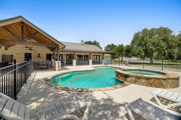 $899,000 | 43 Heartstone Road, Concan, TX 78838
