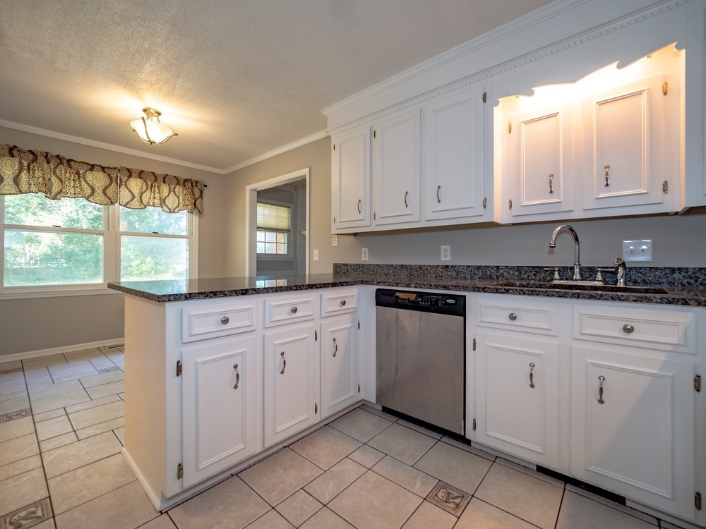 2311 Clematis Trail Sumter, SC 29150 - Photo 13 of 66