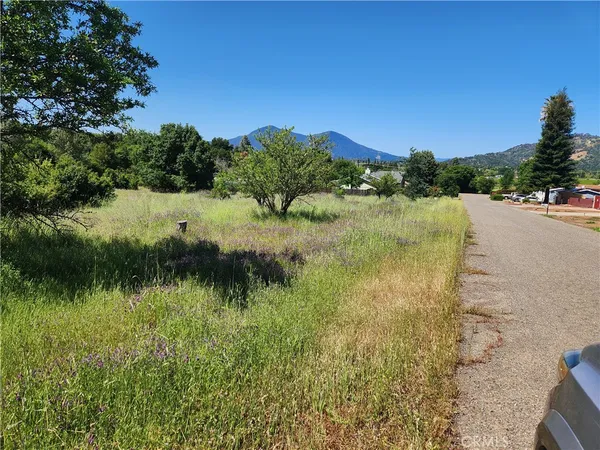 $98,000 | 14241 McBride Court, Clearlake Oaks, CA 95423