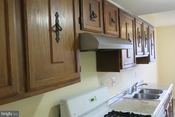 $2,475 | 3514 Cranmer Mews, Woodbridge, VA 22193