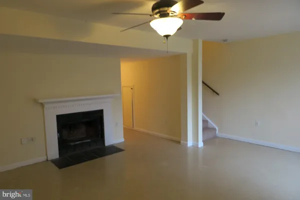 $2,500 | 3514 Cranmer Mews, Woodbridge, VA 22193