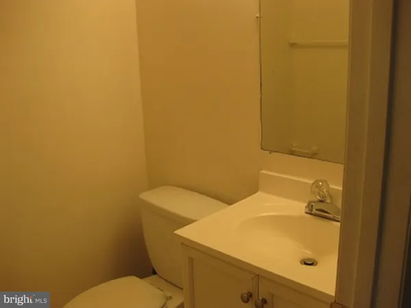 $2,500 | 3514 Cranmer Mews, Woodbridge, VA 22193