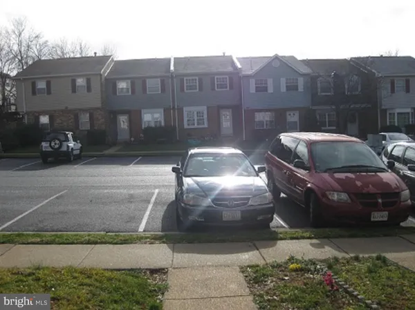 $2,500 | 3514 Cranmer Mews, Woodbridge, VA 22193