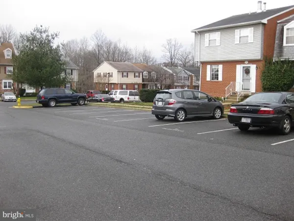 $2,500 | 3514 Cranmer Mews, Woodbridge, VA 22193