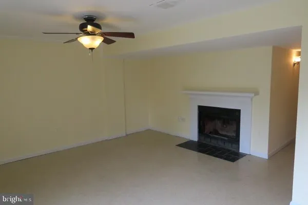 $2,475 | 3514 Cranmer Mews, Woodbridge, VA 22193