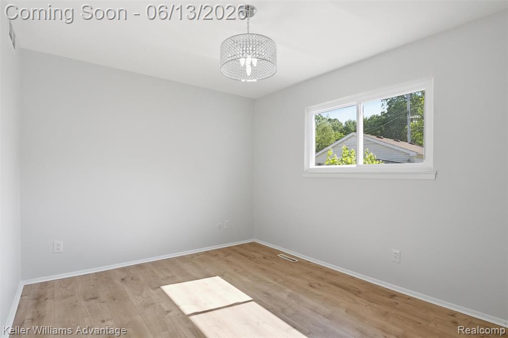 9883 William Street Taylor, MI 48180 - Photo 23 of 40