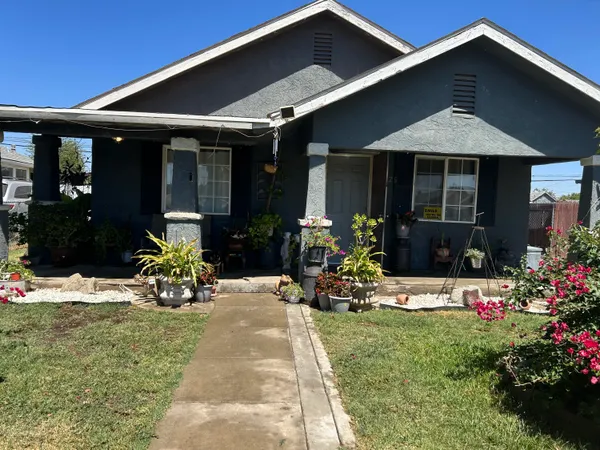 $349,000 | 125 South Orange Avenue, Exeter, CA 93221