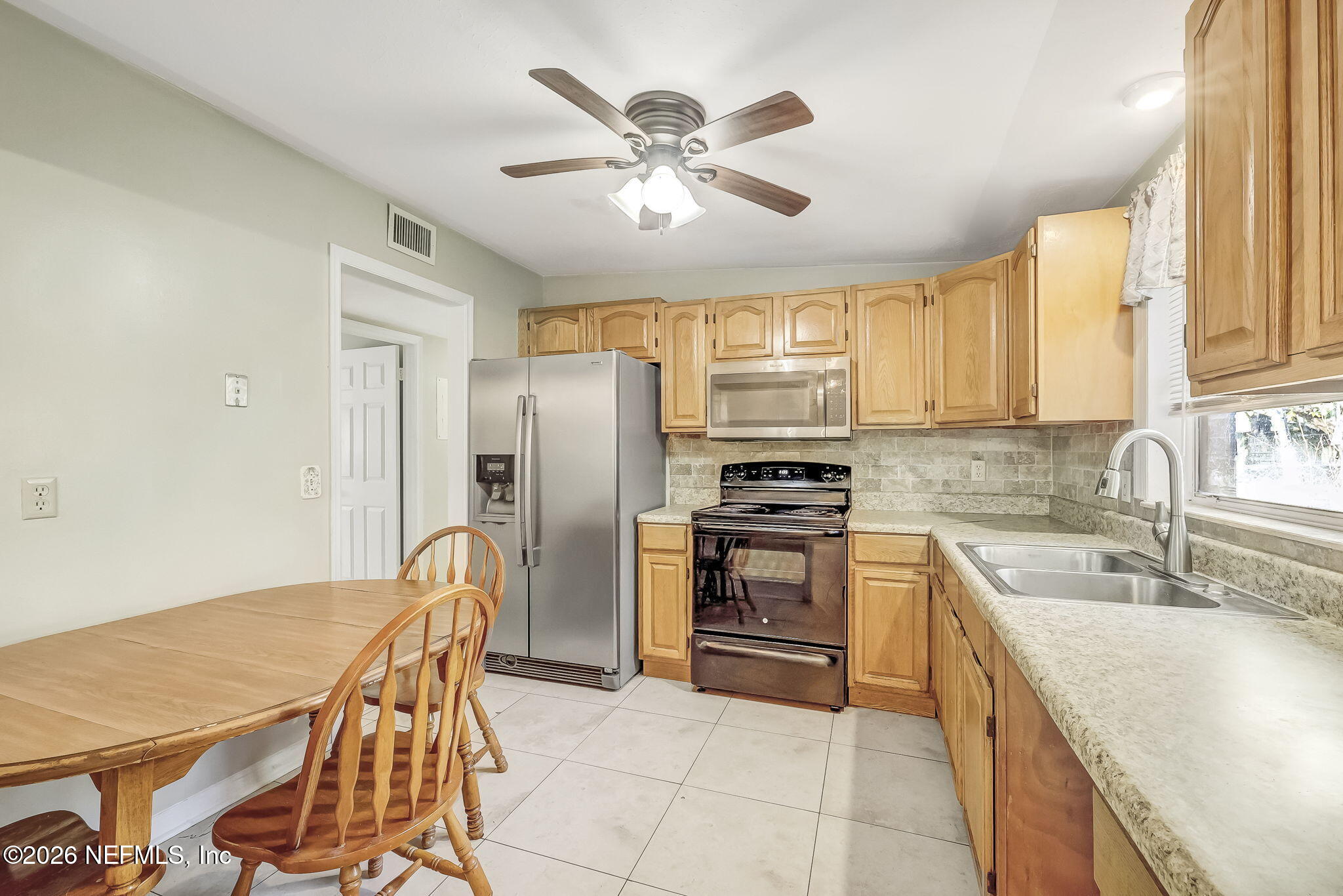 3223 Victoria Park Road Jacksonville, FL 32216 - Photo 13 of 29 14-web-or-mls-3223 Victoria Park Rd (17