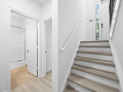 $645,000 | 504 Southeast 7th Street, Unit 202, Fort Lauderdale, FL 33301