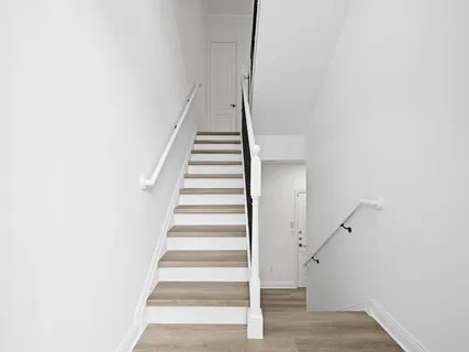 $645,000 | 504 Southeast 7th Street, Unit 202, Fort Lauderdale, FL 33301