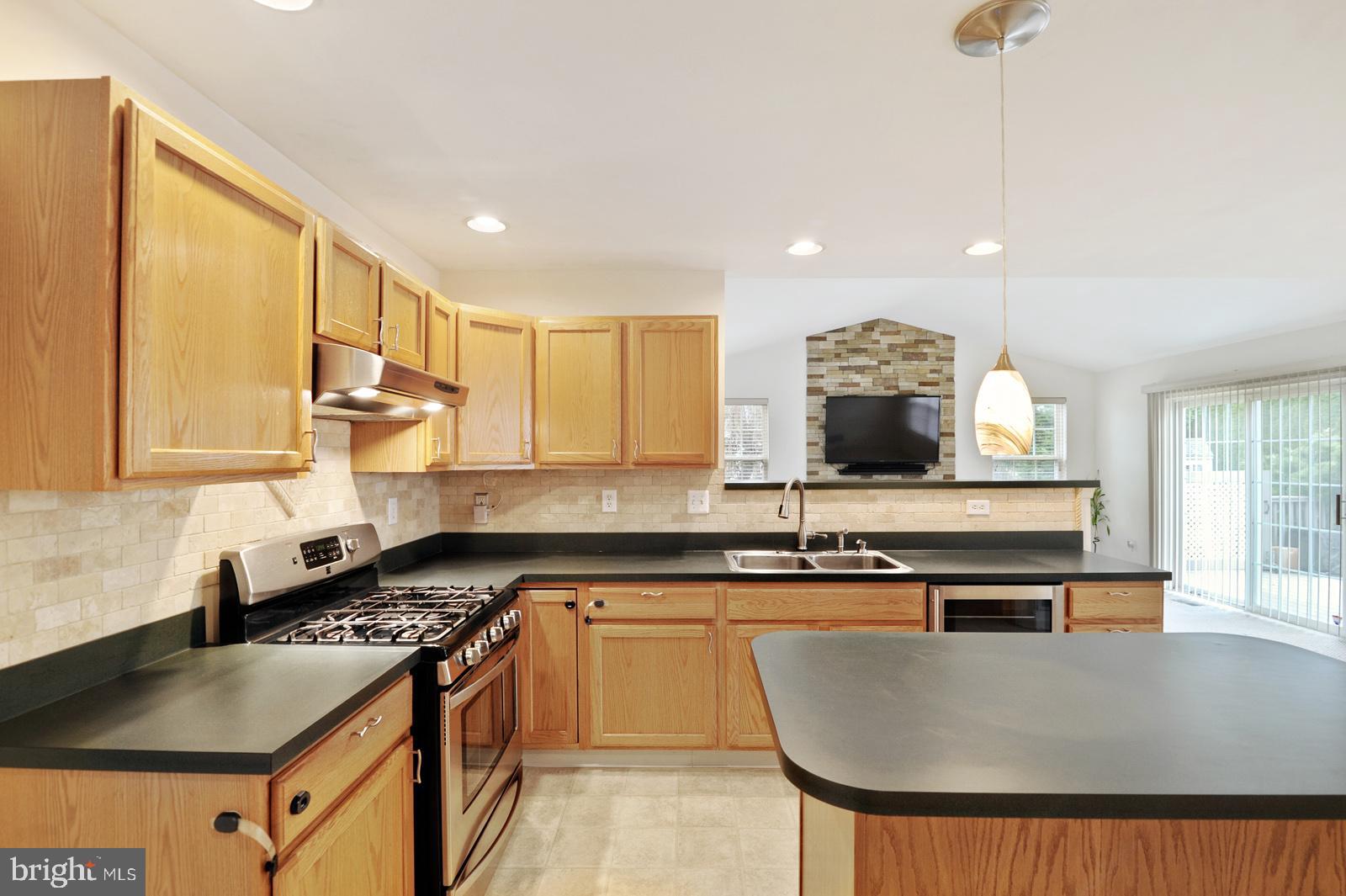 19 Bancroft Road New Castle, DE 19720 - Photo 15 of 36 kitchen
