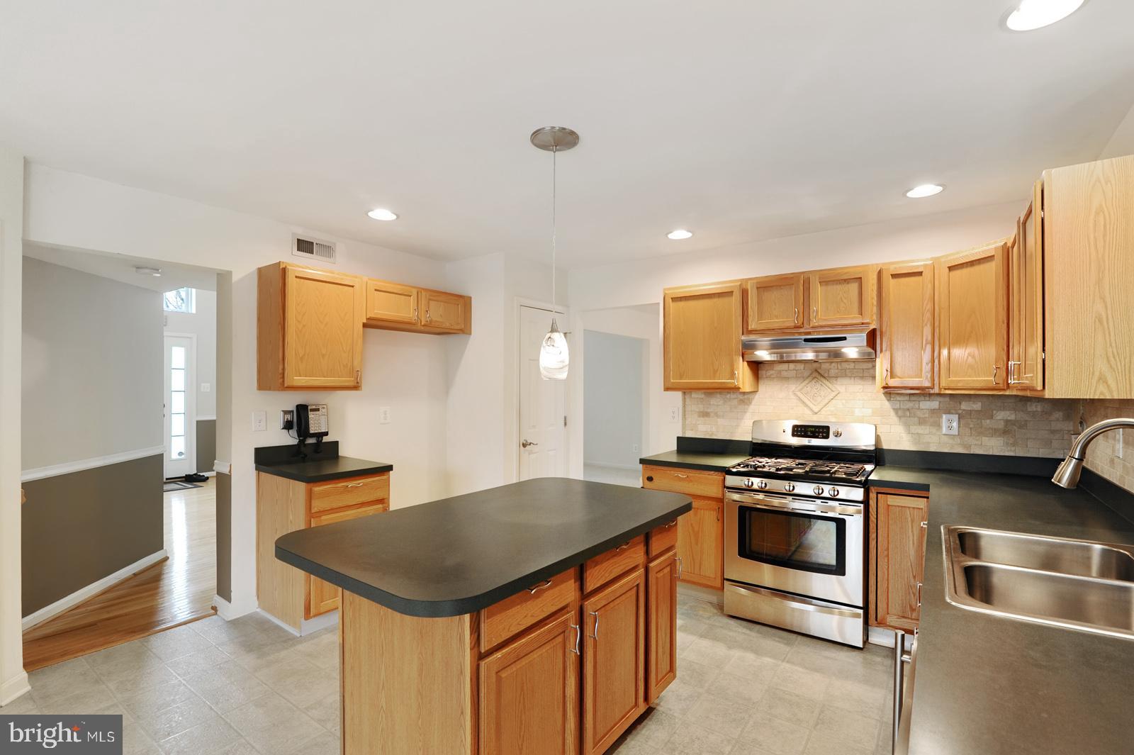19 Bancroft Road New Castle, DE 19720 - Photo 21 of 36 kitchen