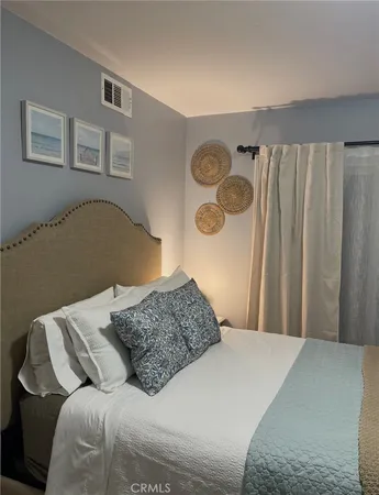 $2,500 | 2367 Elden Avenue, Costa Mesa, CA 92627