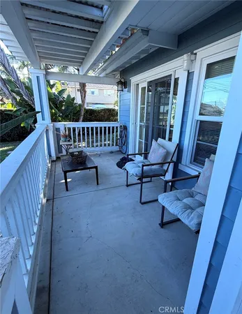 $2,500 | 2367 Elden Avenue, Costa Mesa, CA 92627