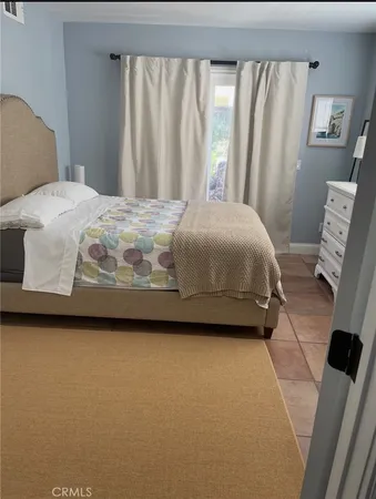 $2,500 | 2367 Elden Avenue, Costa Mesa, CA 92627