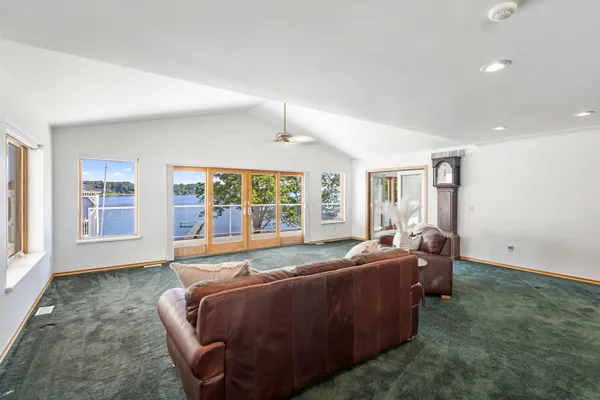 $1,525,000 | 15665 Portage Road, Vicksburg, MI 49097